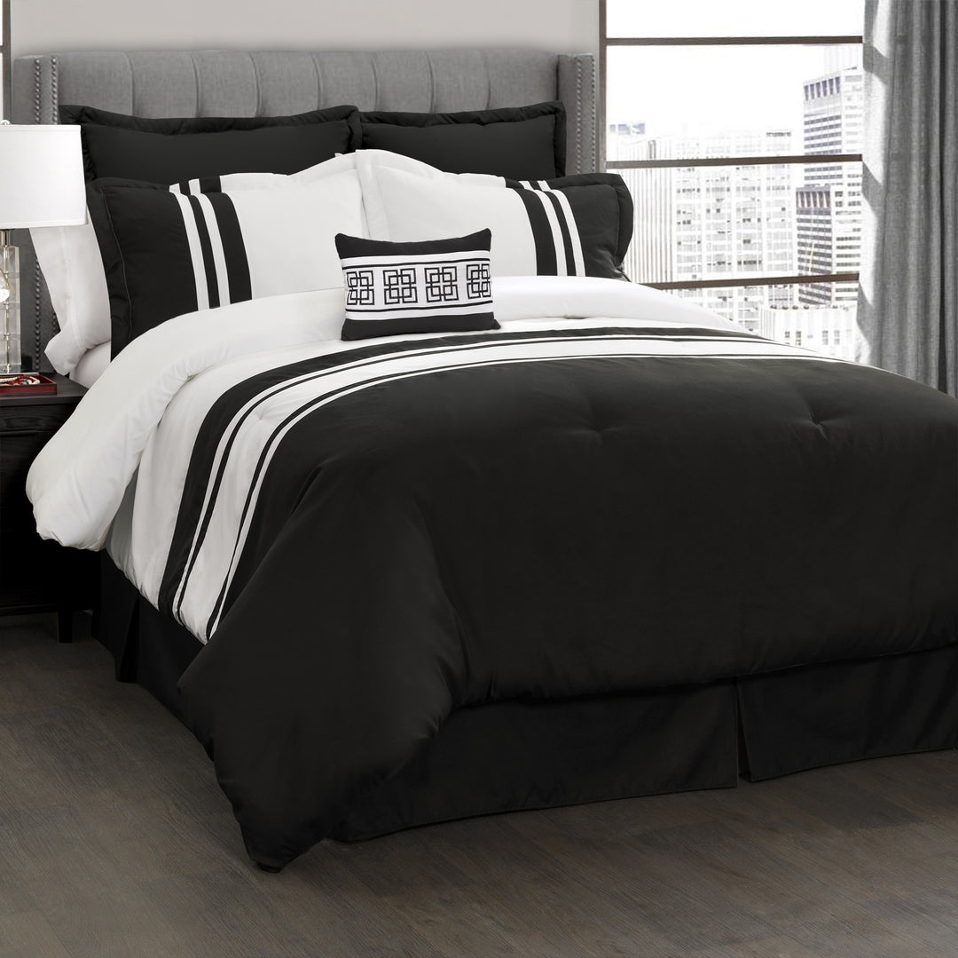 Top 10 Home Decor Picks for a Stunning Black & White Bedroom