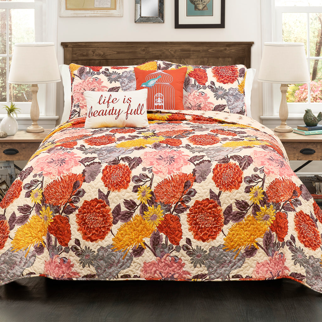 Get Creative With Fall Florals: Ideas for Every Room
