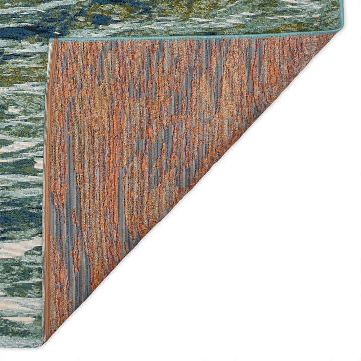 Sea | 7'10" x 9'10"
