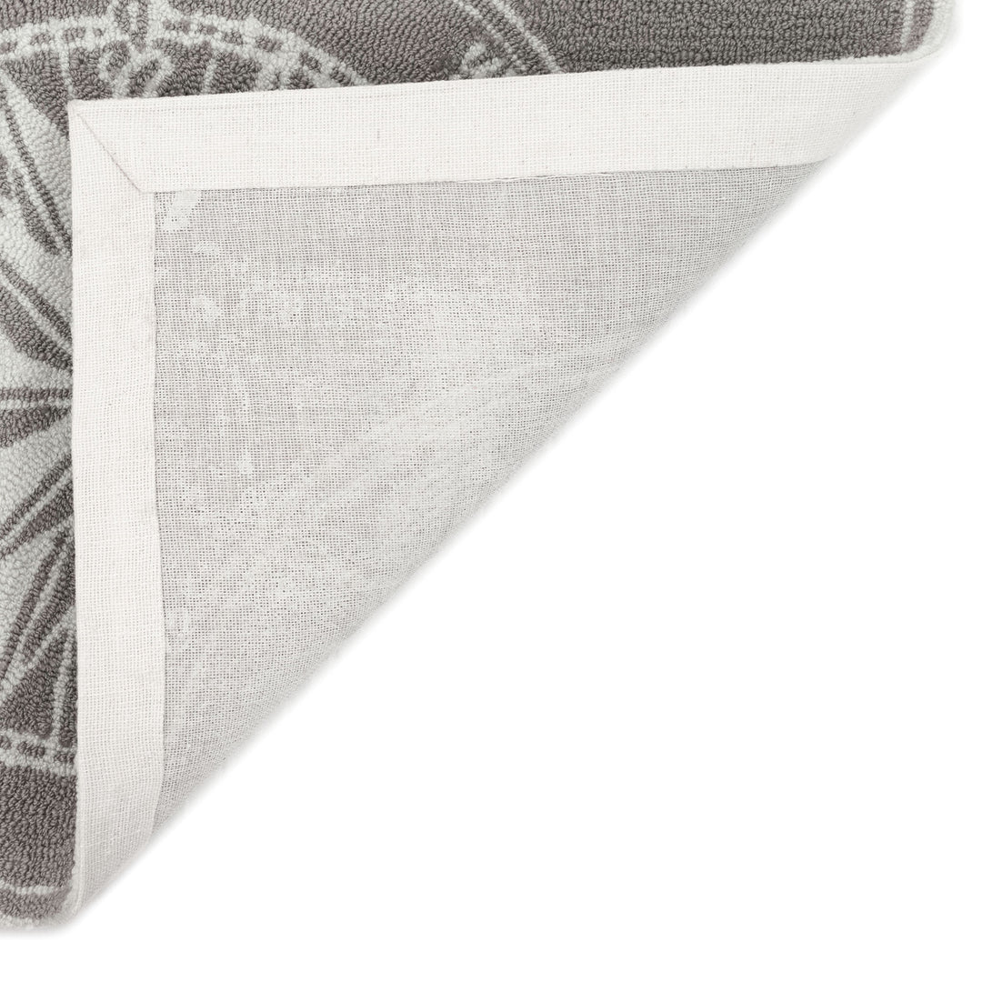 Gray | 1'8" x 2'6"