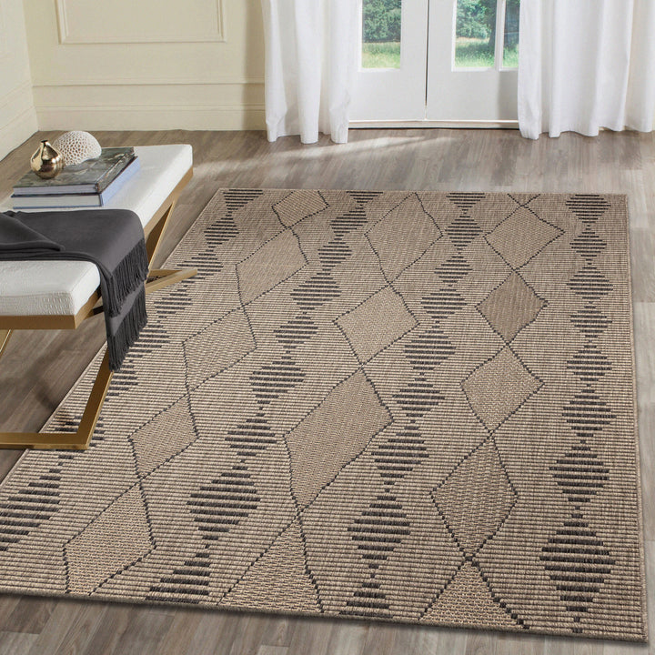Taupe | 7'10" x 9'10"