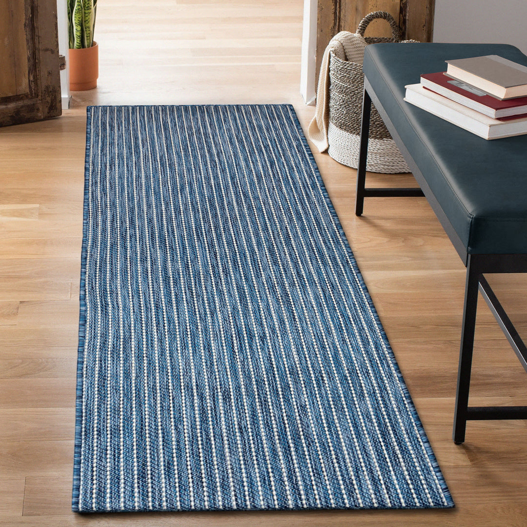 Navy | 1'11" x 7'6"