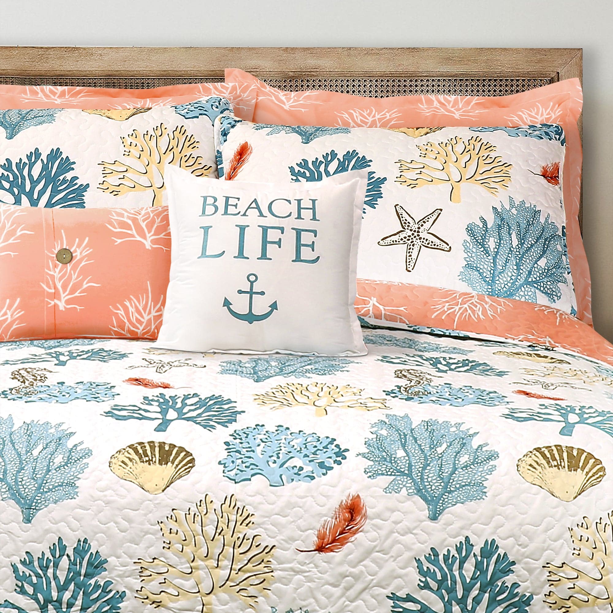 Coastal Reef Feather Reversible Quilt Set | Lush Decor | www