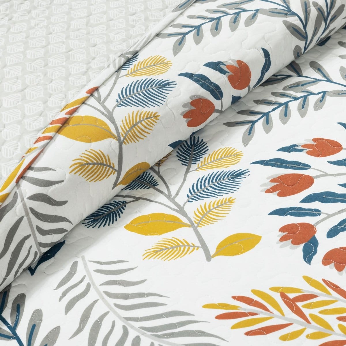 Botanic Quilt Boho Botanical Floral Quilt 3 Piece Set | Lush Decor | www.lushdecor ...