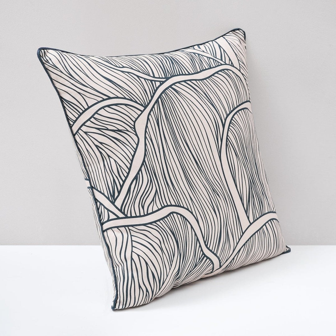 Navy/Neutral | 22" x 22"