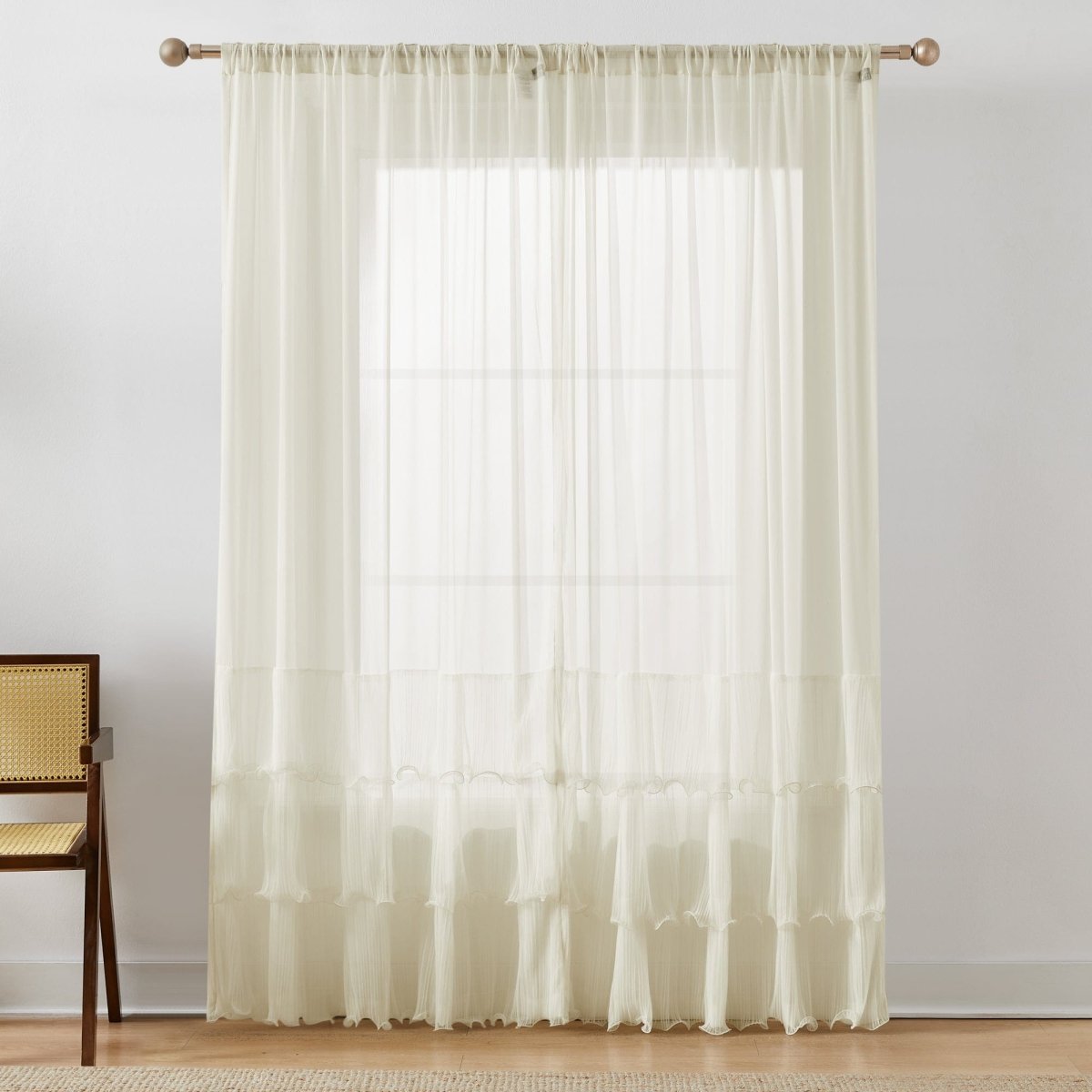 Curtains: Stylish Window Treatments For Every Room - Lush Decor