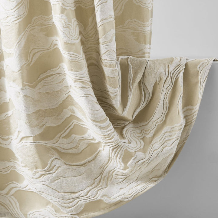 Cream/White | 72" x 72"