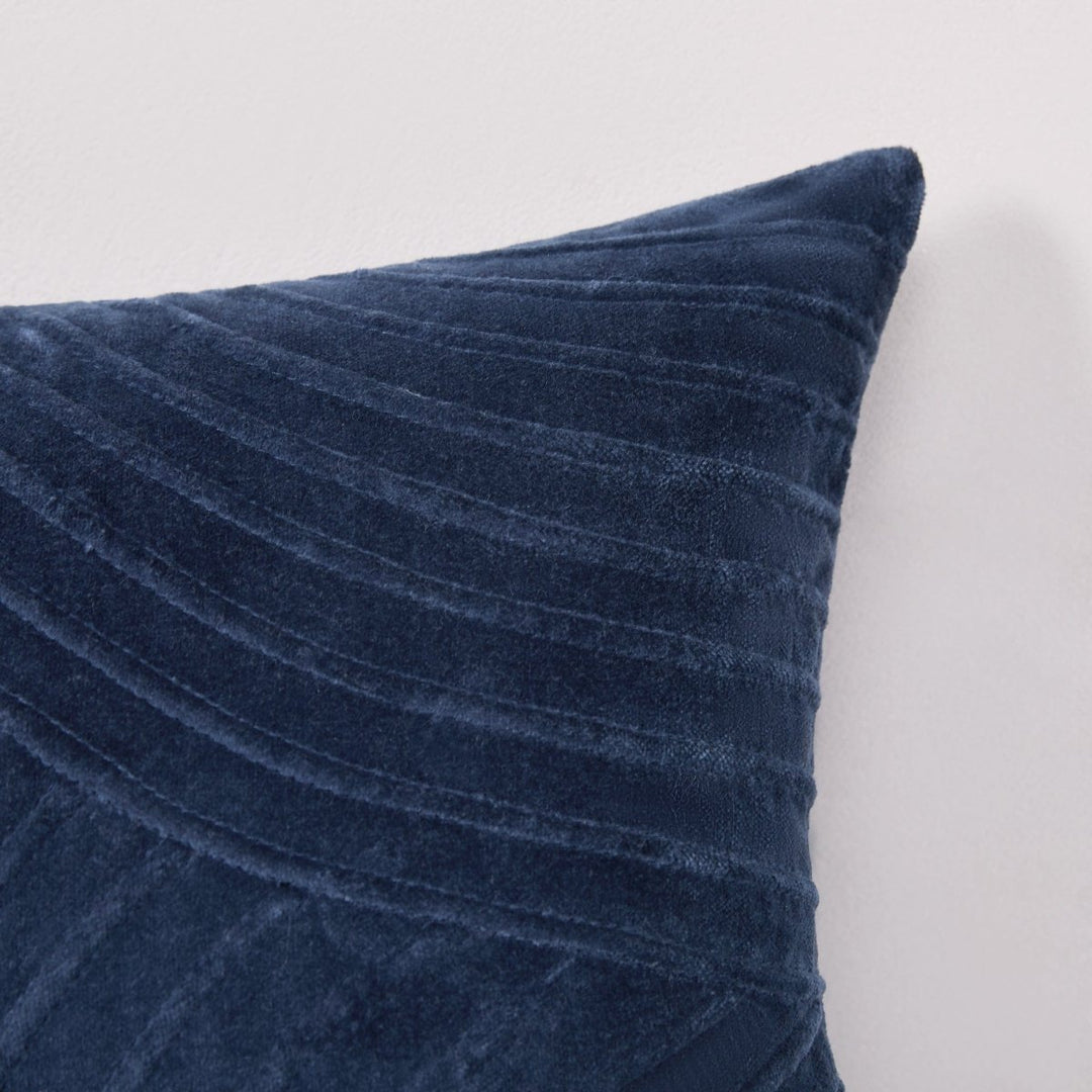 Navy | 22" W x 12" L