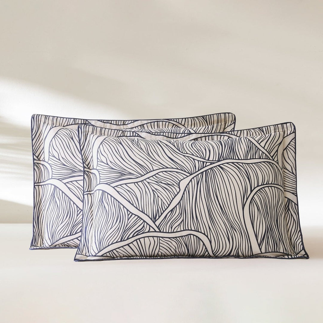 Navy/Neutral | Queen