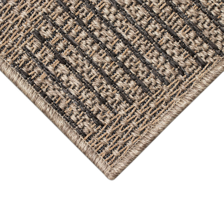 Taupe | 7'10" Round