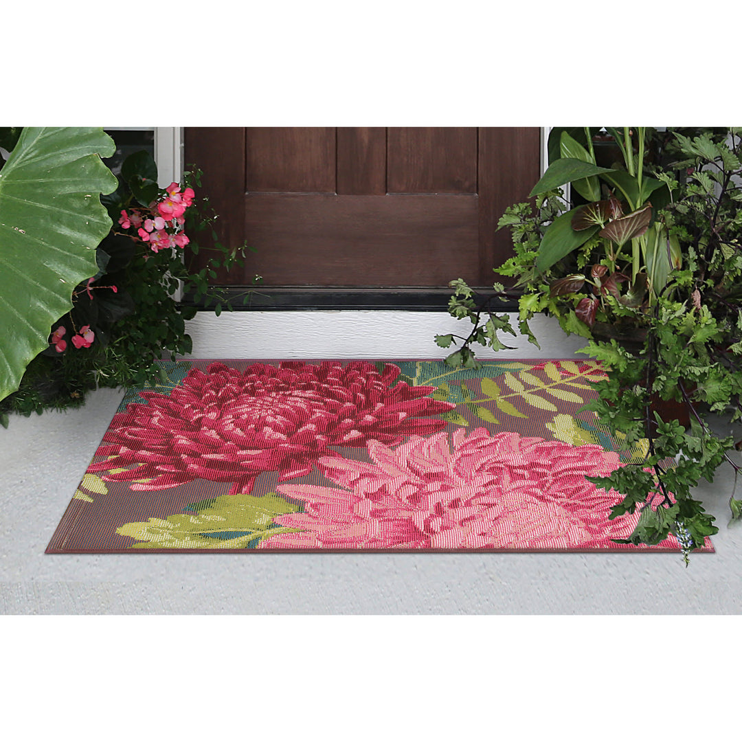 Fuchsia | 1'11" x 4'11"