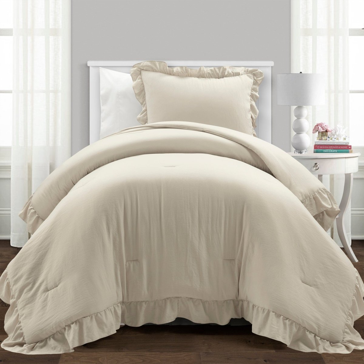 Reyna Ultra Soft Comforter Set | Lush Decor | www.lushdecor.com