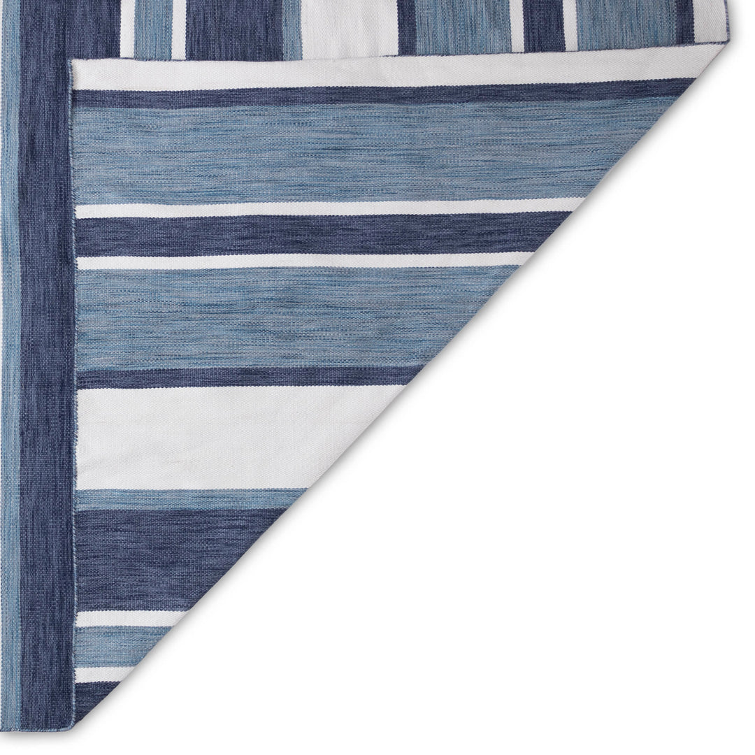 Navy | 7'6" x 9'6"