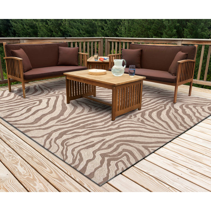 Brown | 8' Square