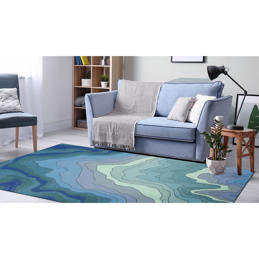 Water | 5' x 7'6"