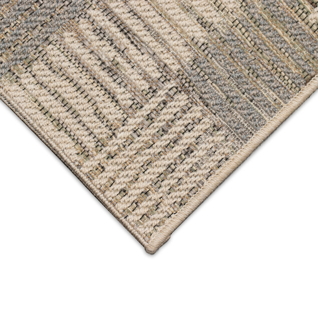 Neutral | 3'3" x 4'11"
