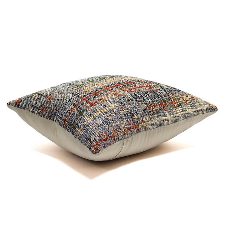 Black | 18" x 18"