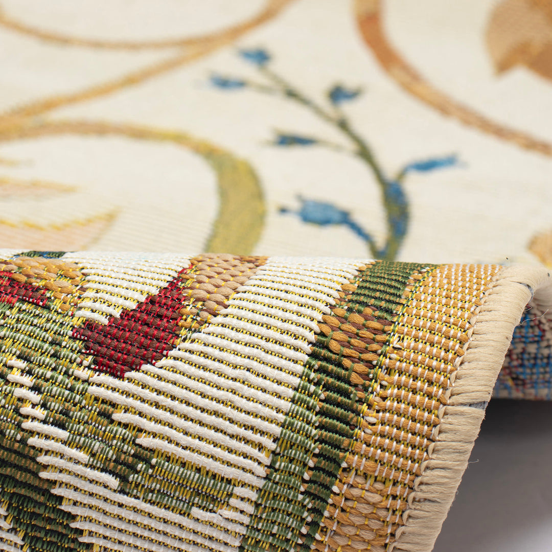 Cream | 6'6" x 9'4"