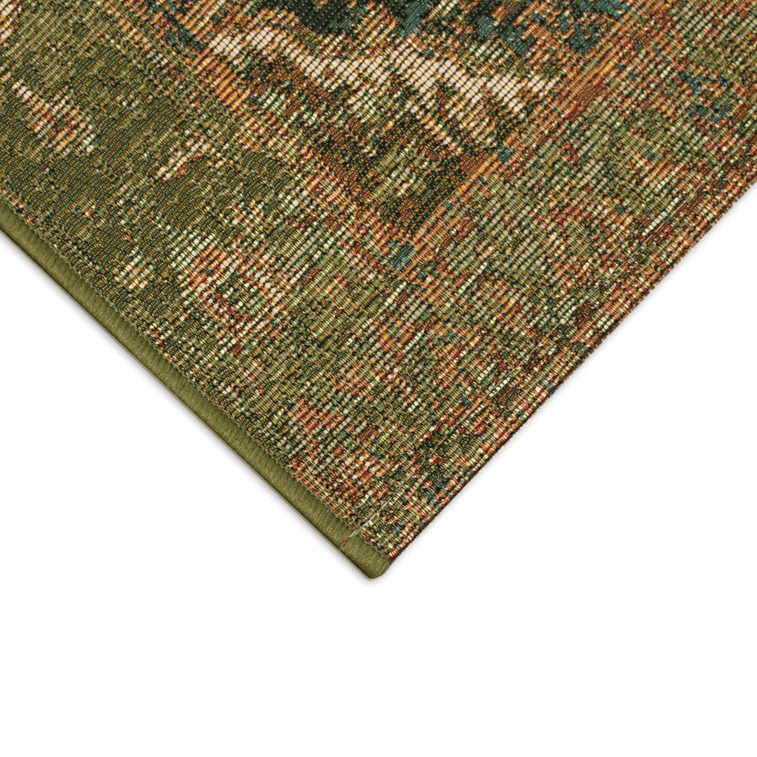 Green | 1'11" x 4'11"