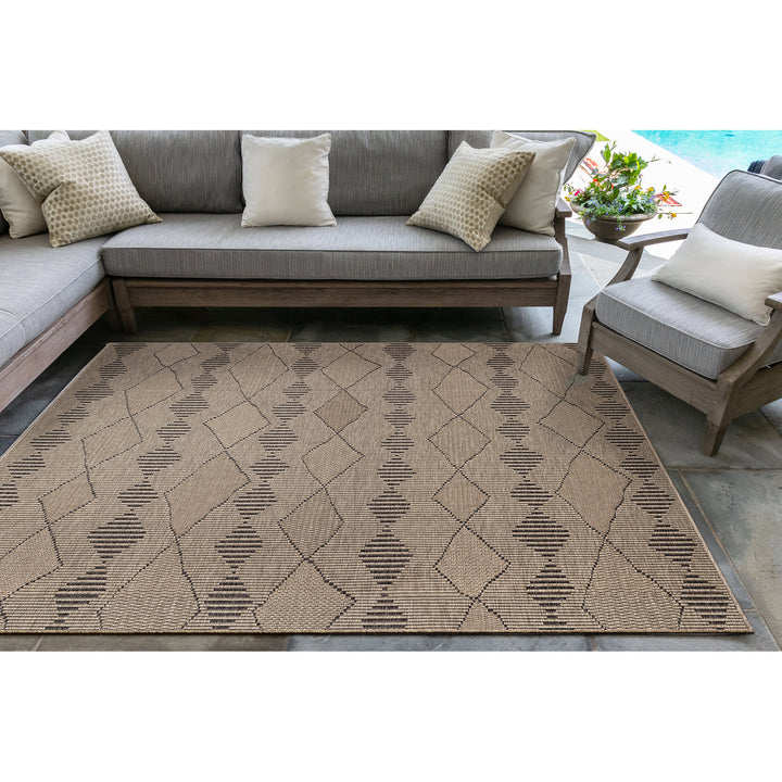 Taupe | 7'10" Square