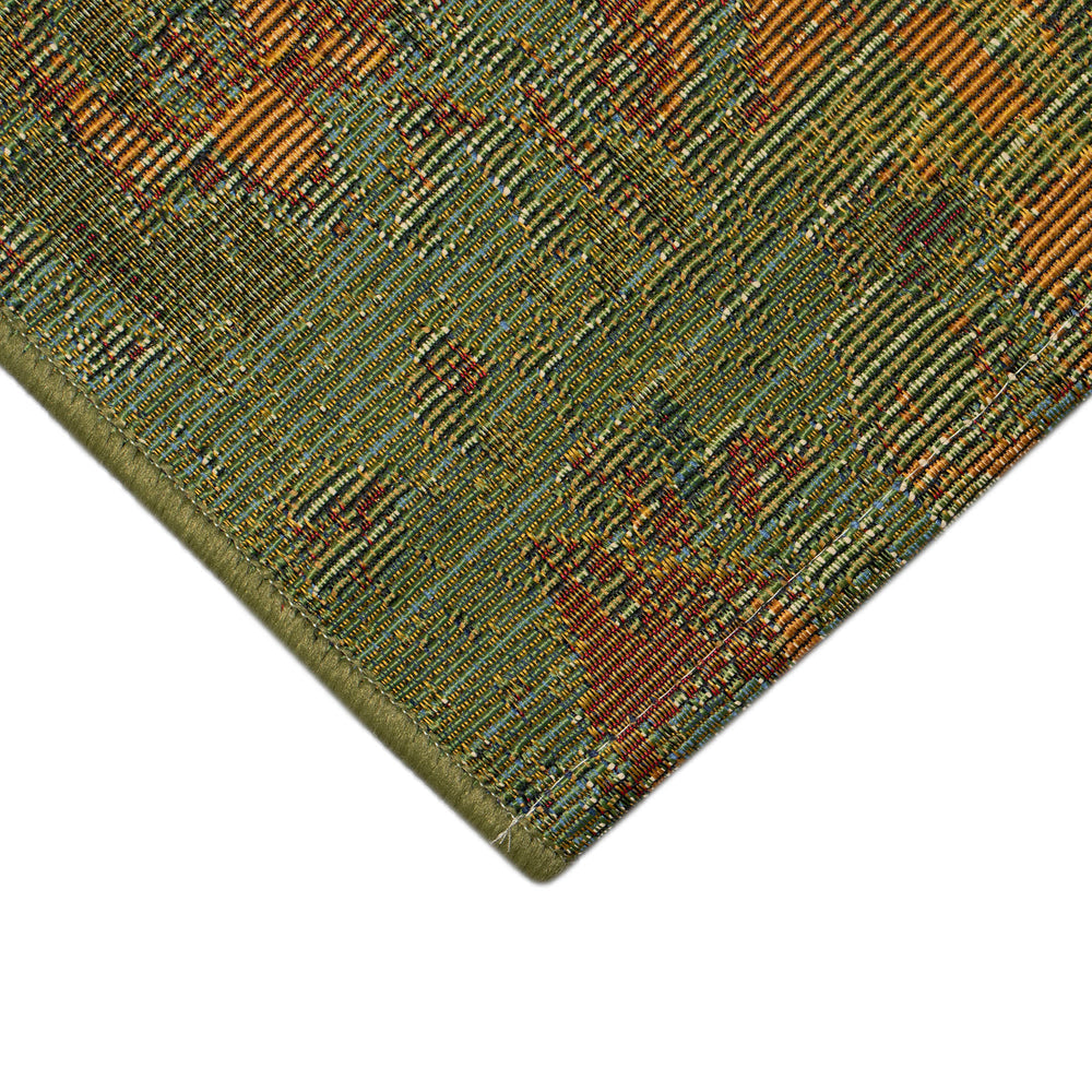 Green | 8'10" x 11'9"