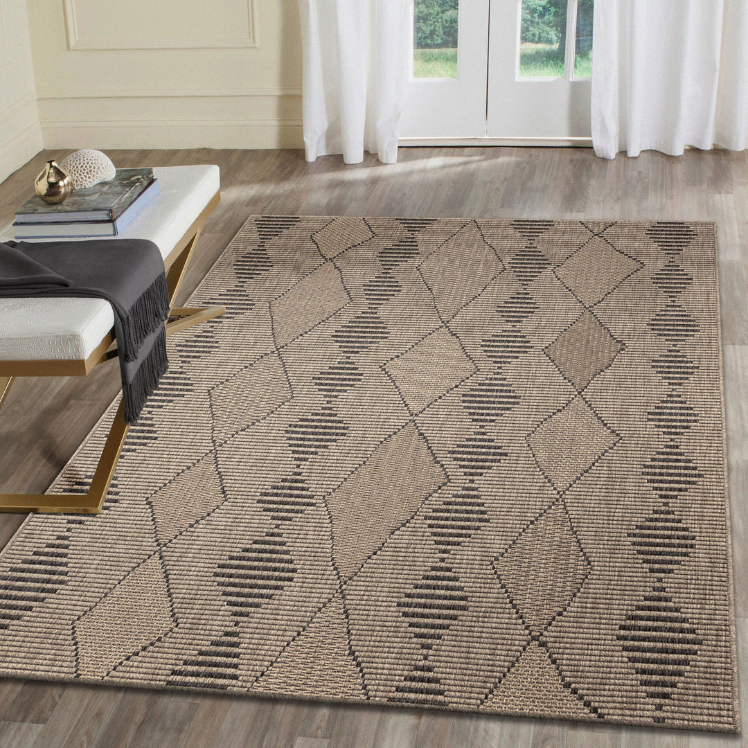 Taupe | 6'6" x 9'4"