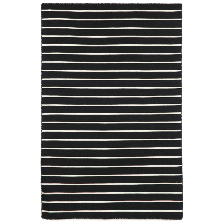 Black | 5' x 7'6"