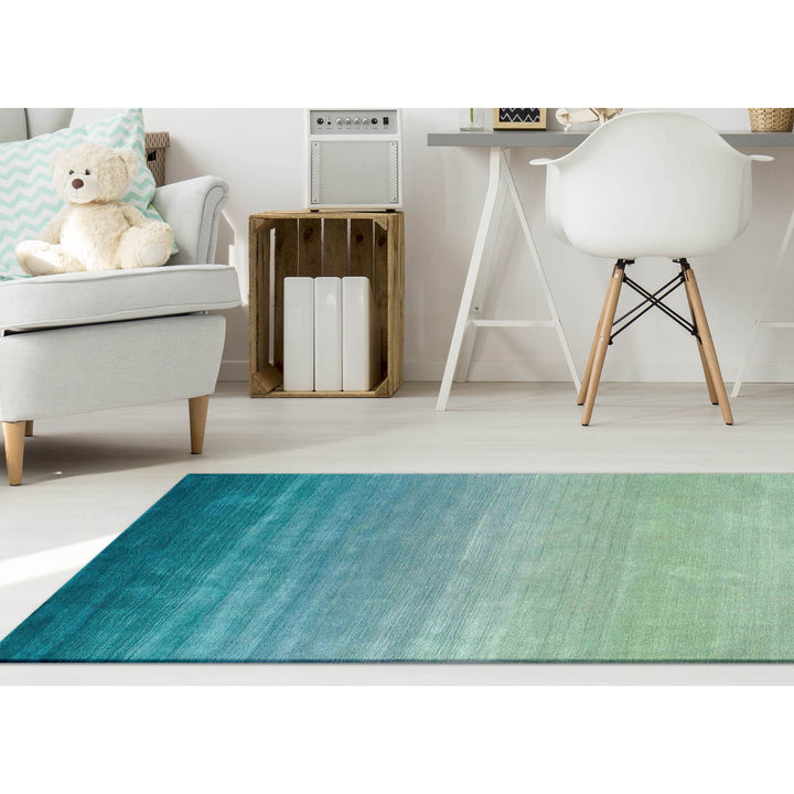 Aqua | 5' x 7'6"