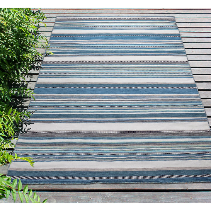 Blue | 5' x 7'6"