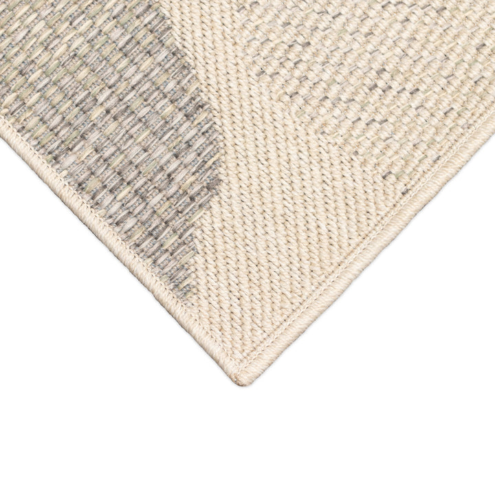 Neutral | 3'3" x 4'11"