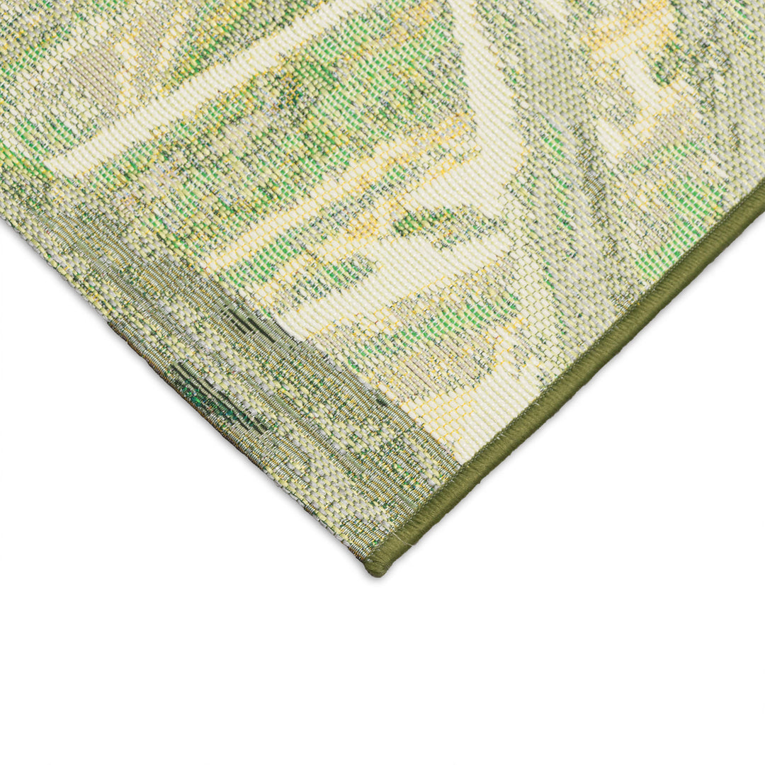 Green | 2' x 2'10"