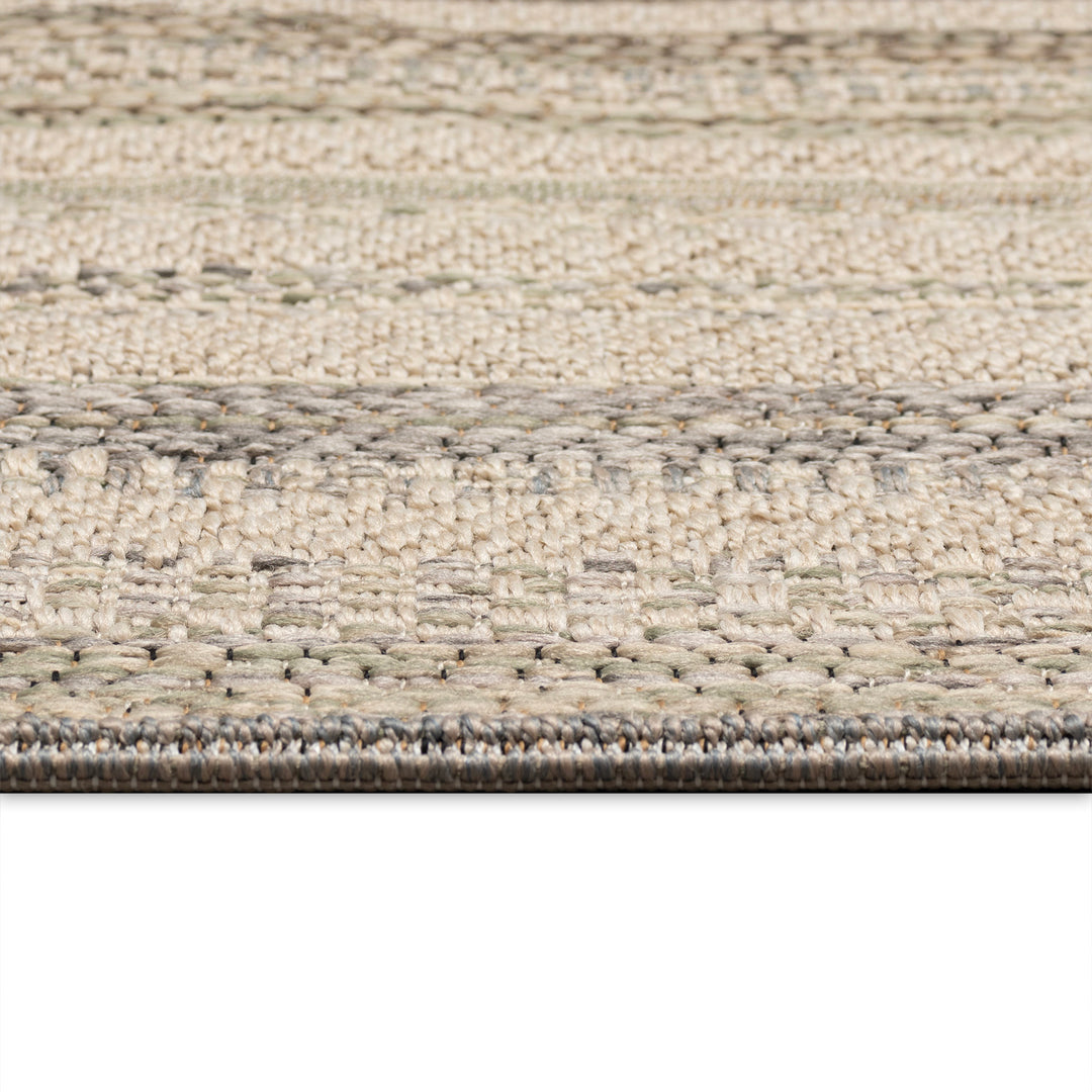 Neutral | 3'3" x 4'11"