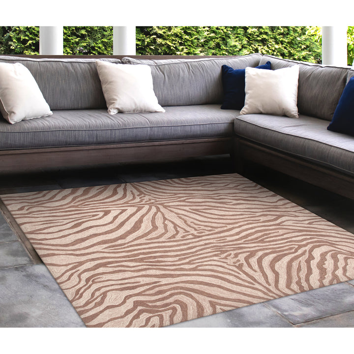 Brown | 8' Square