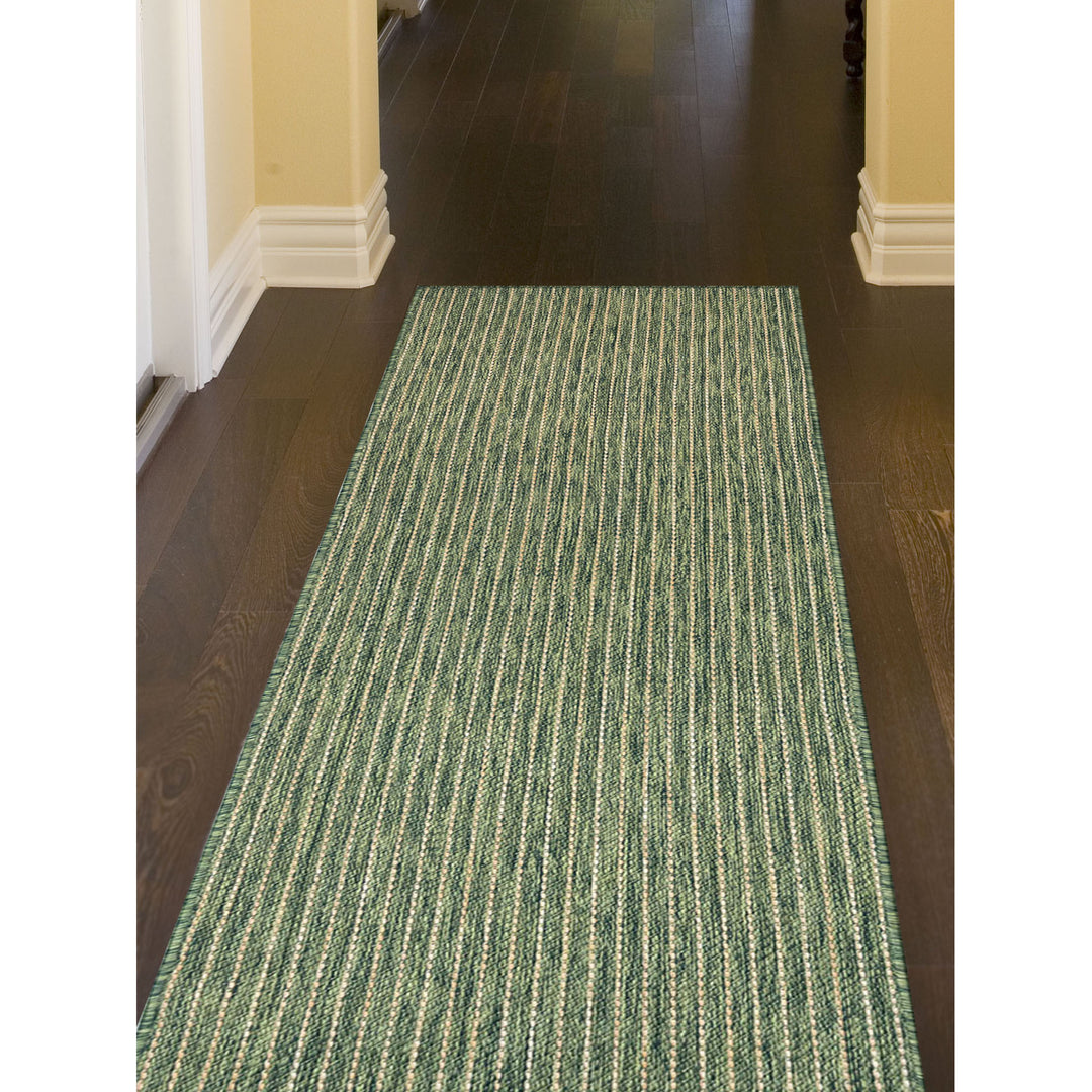 Green | 1'11" x 7'6"