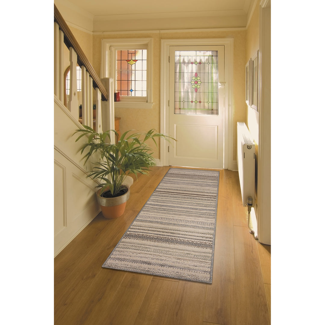 Neutral | 1'11" x 7'6"