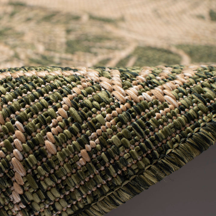 Green | 1'11" x 7'6"