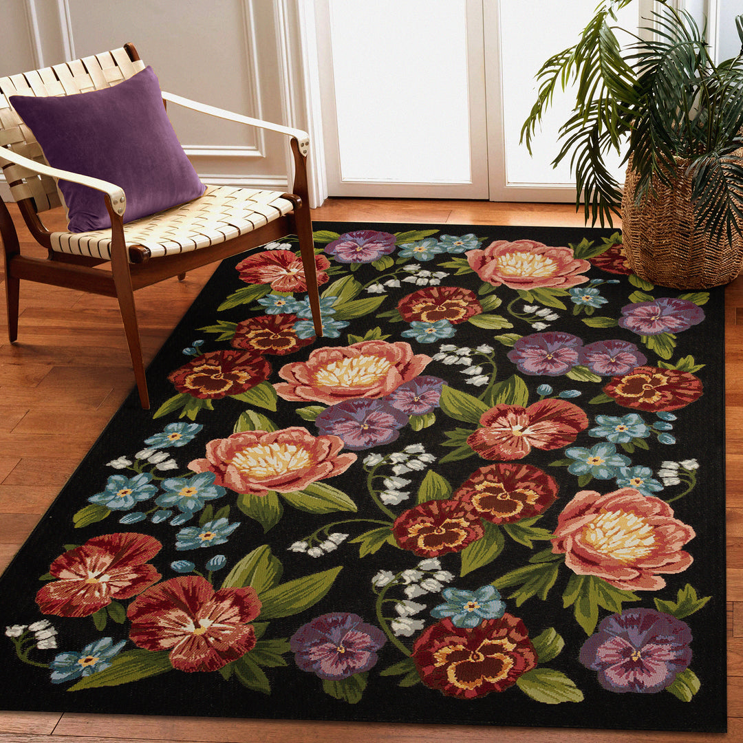 Black | 7'10" x 9'10"