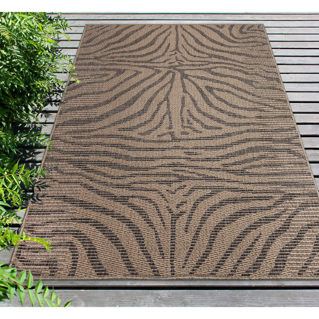 Taupe | 7'10" x 9'10"