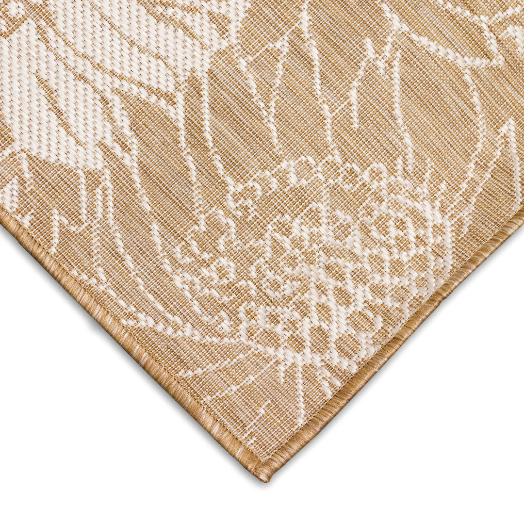 Sand | 1'11" x 4'11"