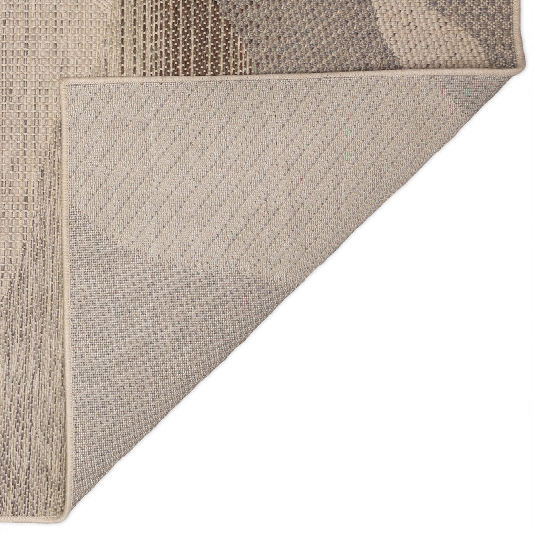 Neutral | 3'3" x 4'11"