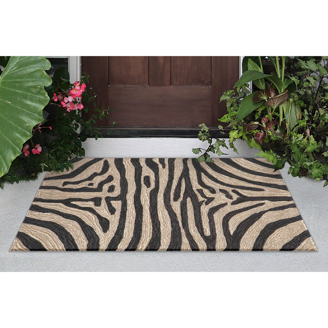 Black | 2' x 3'