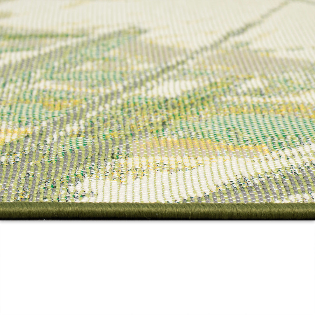 Green | 2'5" x 3'11"