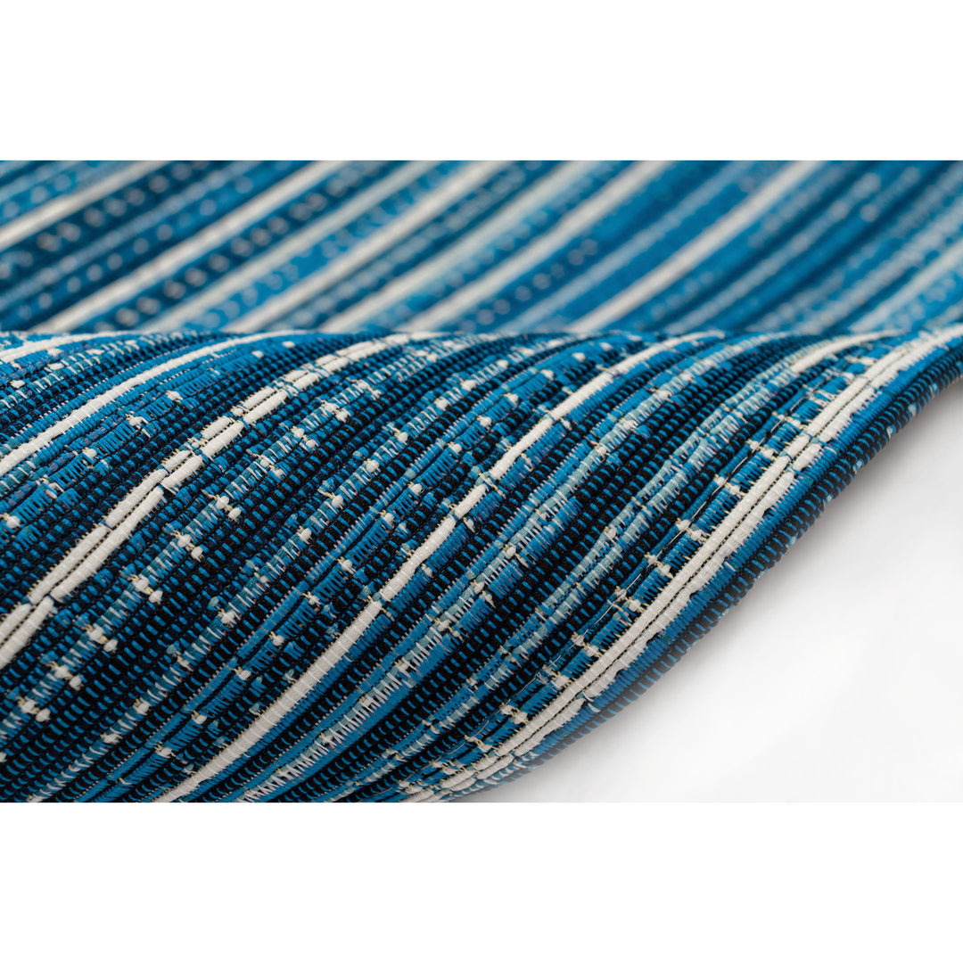 Blue | 4'10" x 7'6"