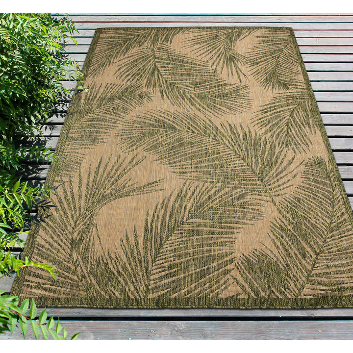 Green | 7'10" x 9'10"