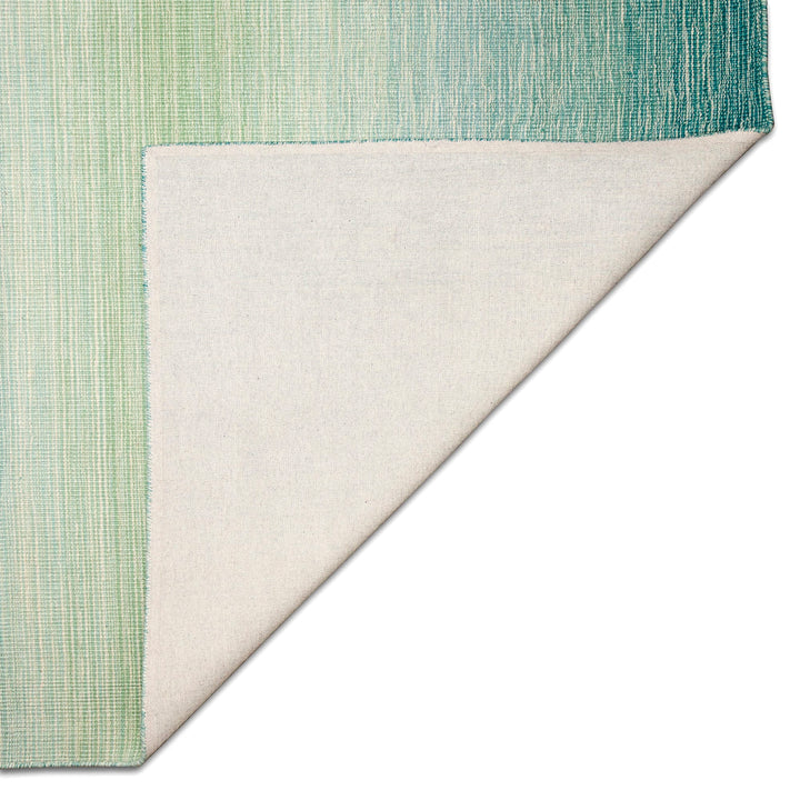 Aqua | 7'6" x 9'6"