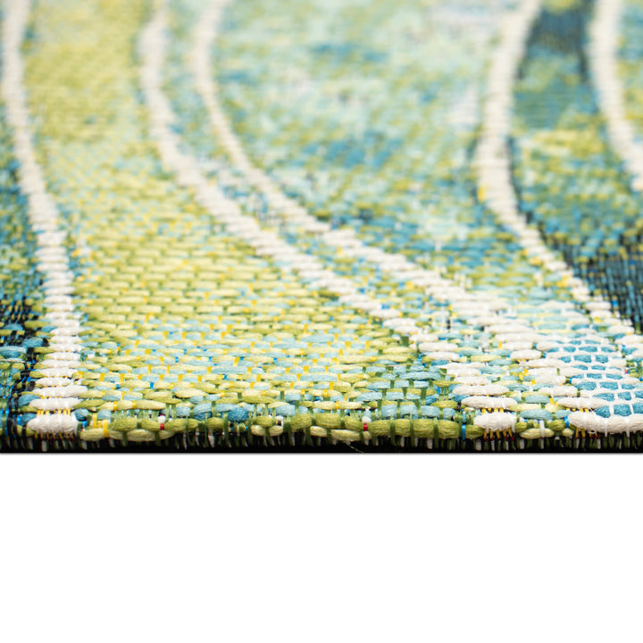 Green | 1'11" x 4'11"