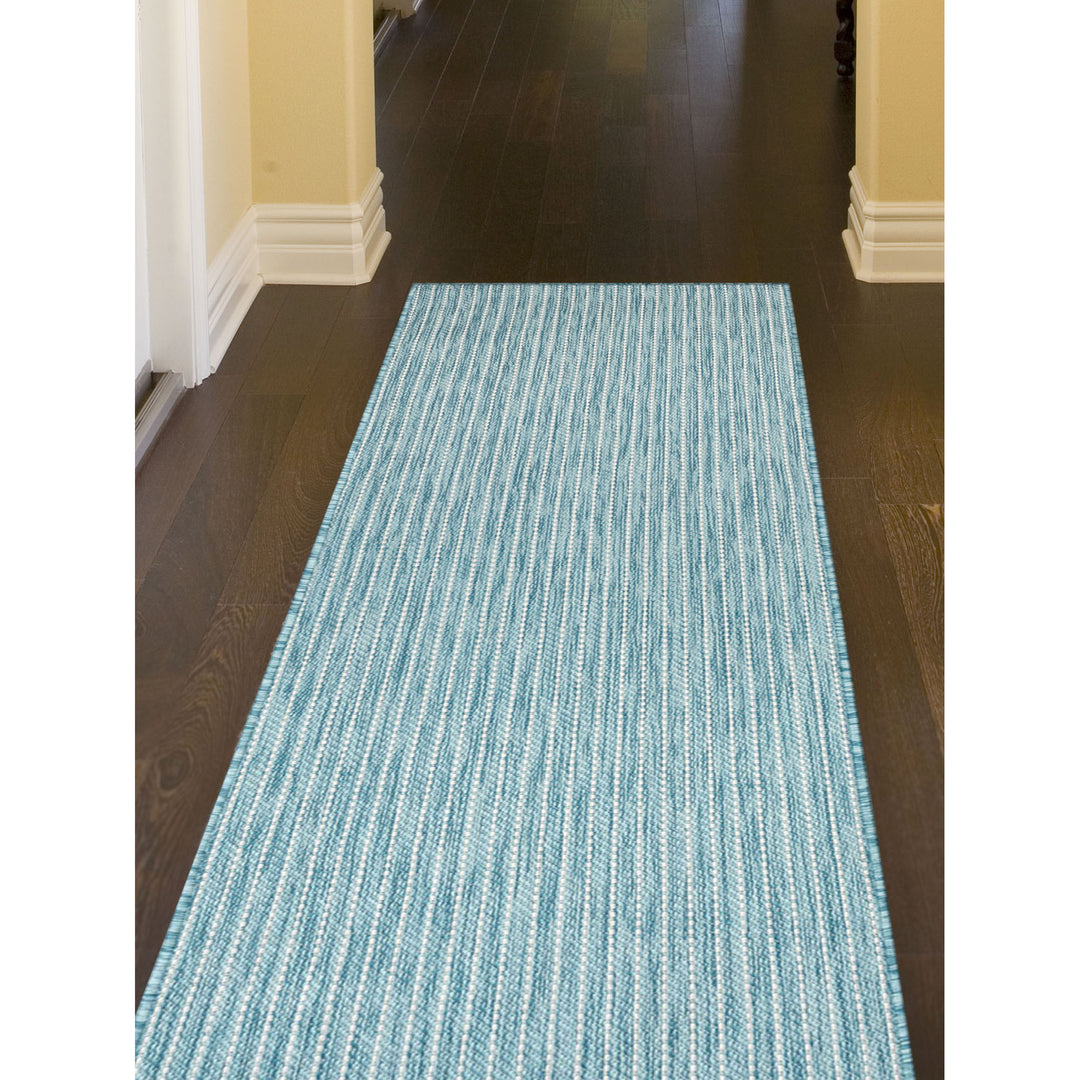 Aqua | 1'11" x 7'6"