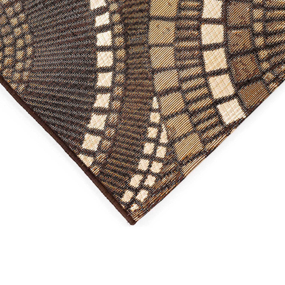 Brown | 4'10" x 7'6"