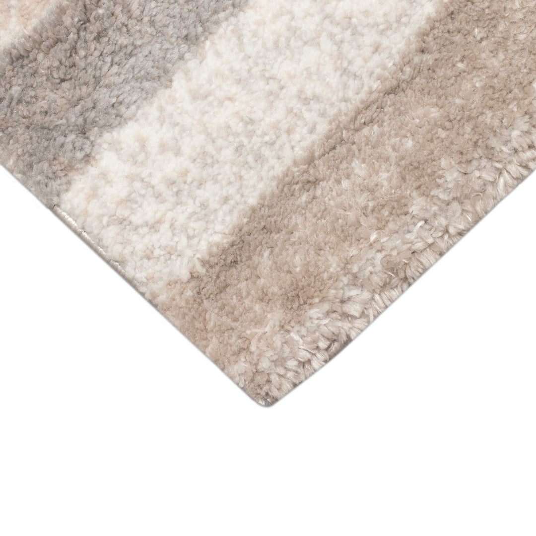 Neutral | 3'3" x 4'11"
