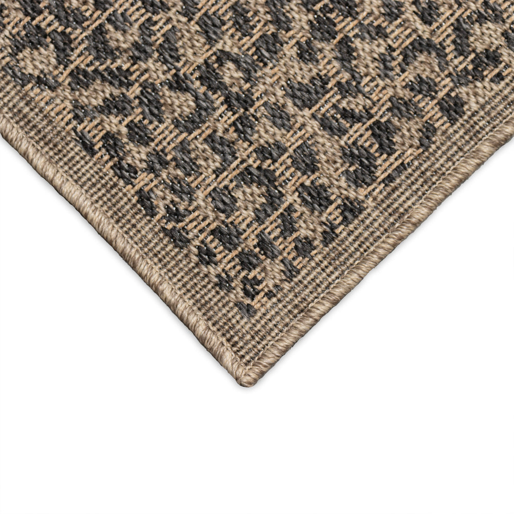 Taupe | 7'10" x 9'10"